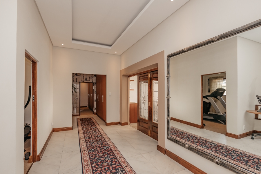 4 Bedroom Property for Sale in Baronetcy Estate Western Cape